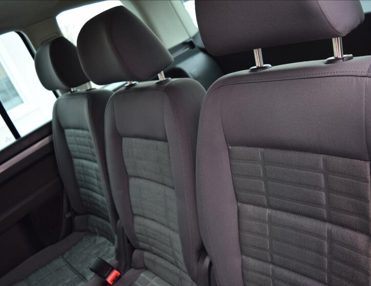 Volkswagen Touran Kombi 1,4 l 103 kw