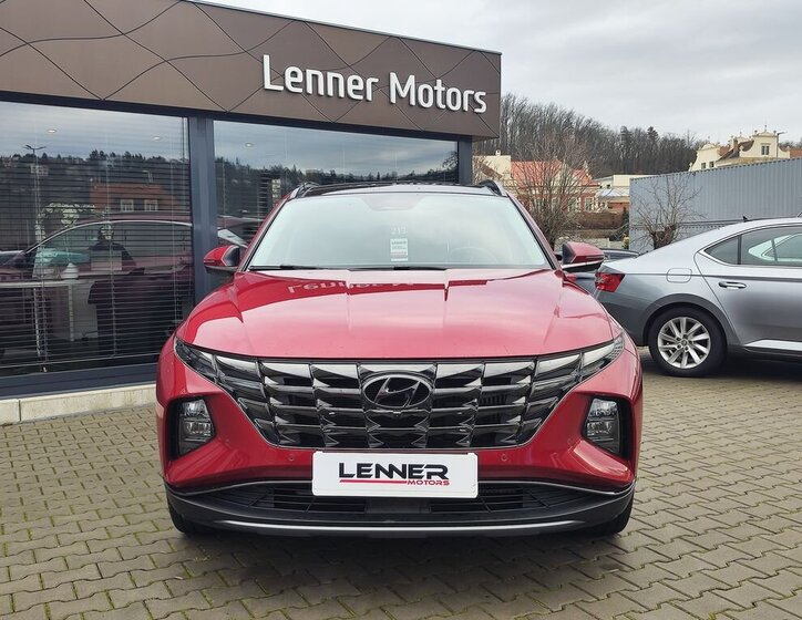 Hyundai Tucson SUV / Terénní 1,6 l 195 kw