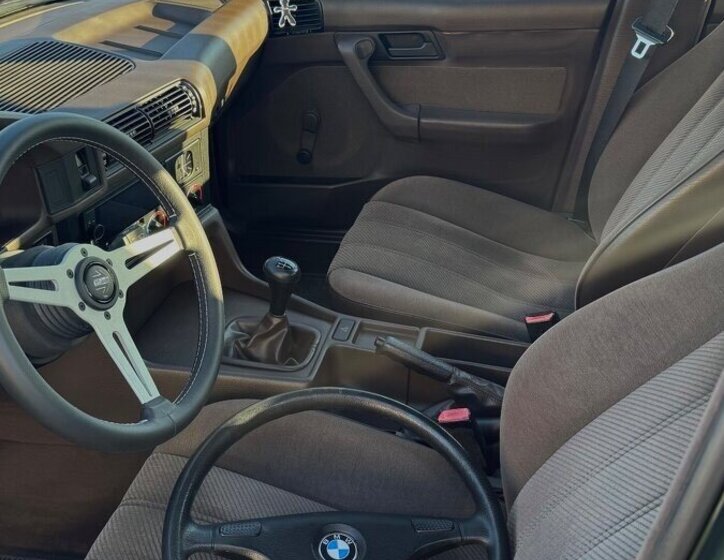 BMW Řada 5 Sedan / Limuzína 2,5 l 125 kw