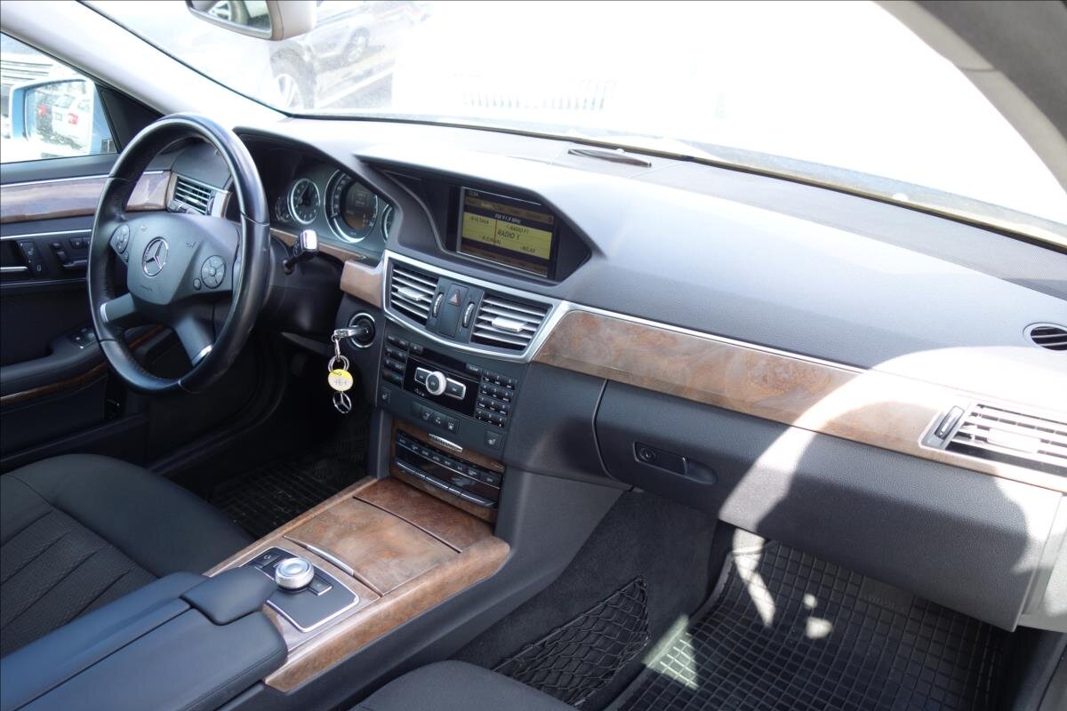 Mercedes-Benz Třídy E Kombi 3,0 l 195 kw