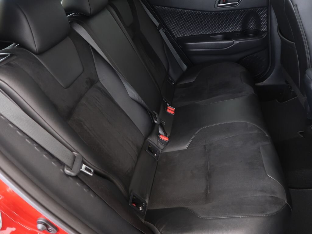 Toyota C-HR Hatchback 2,0 l 112 kw