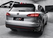 Volkswagen Touareg 6