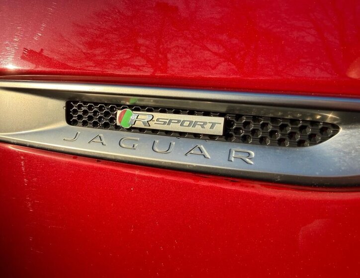 Jaguar XF 5