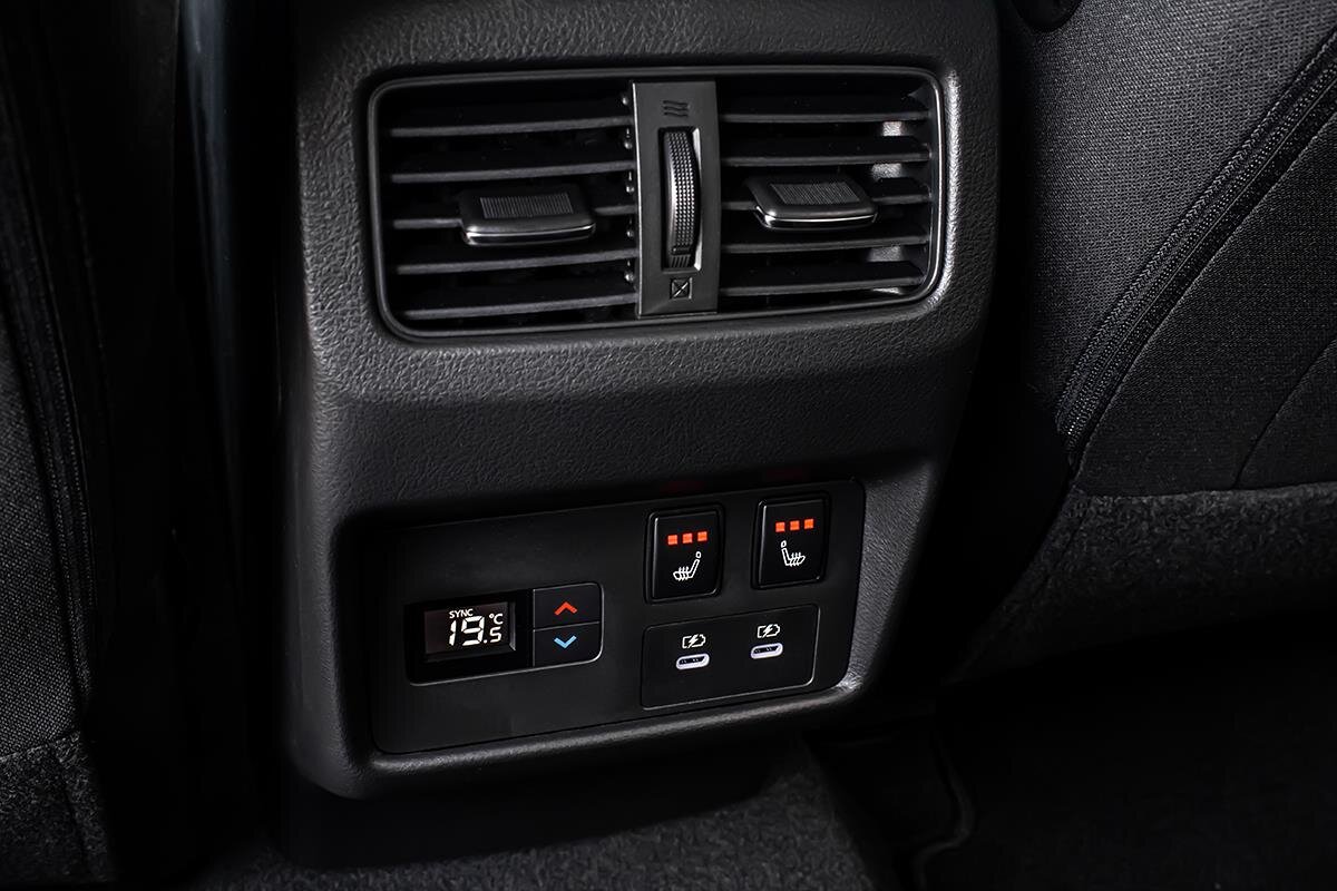 Nissan X-Trail SUV 1,5 l 120 kw