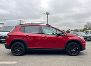 Peugeot 2008 SUV 1,2 l 96 kw