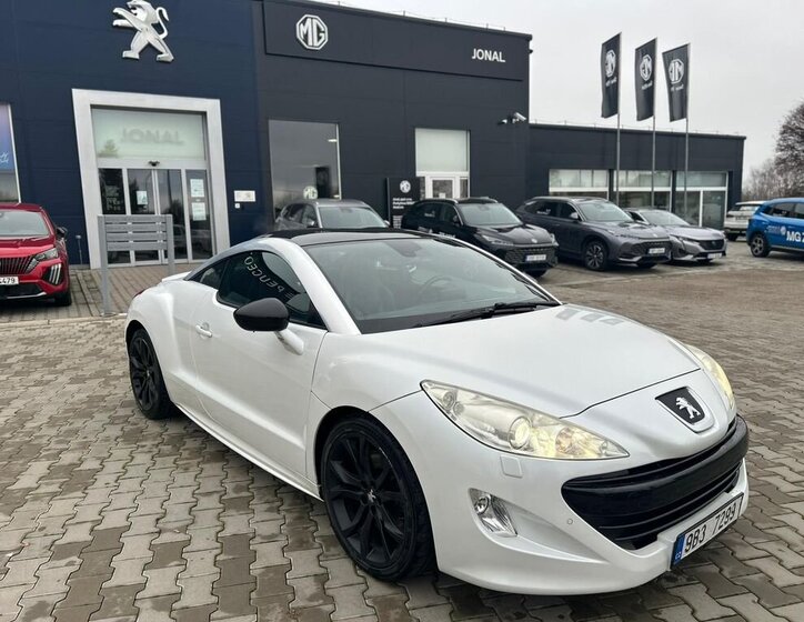 Peugeot RCZ 11