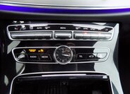 Mercedes-Benz Třídy E Sedan 3,0 l 190 kw