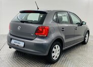 Volkswagen Polo 2