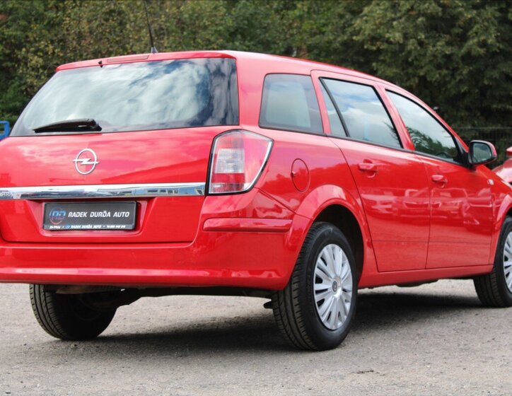 Opel Astra Kombi 1,6 l 85 kw