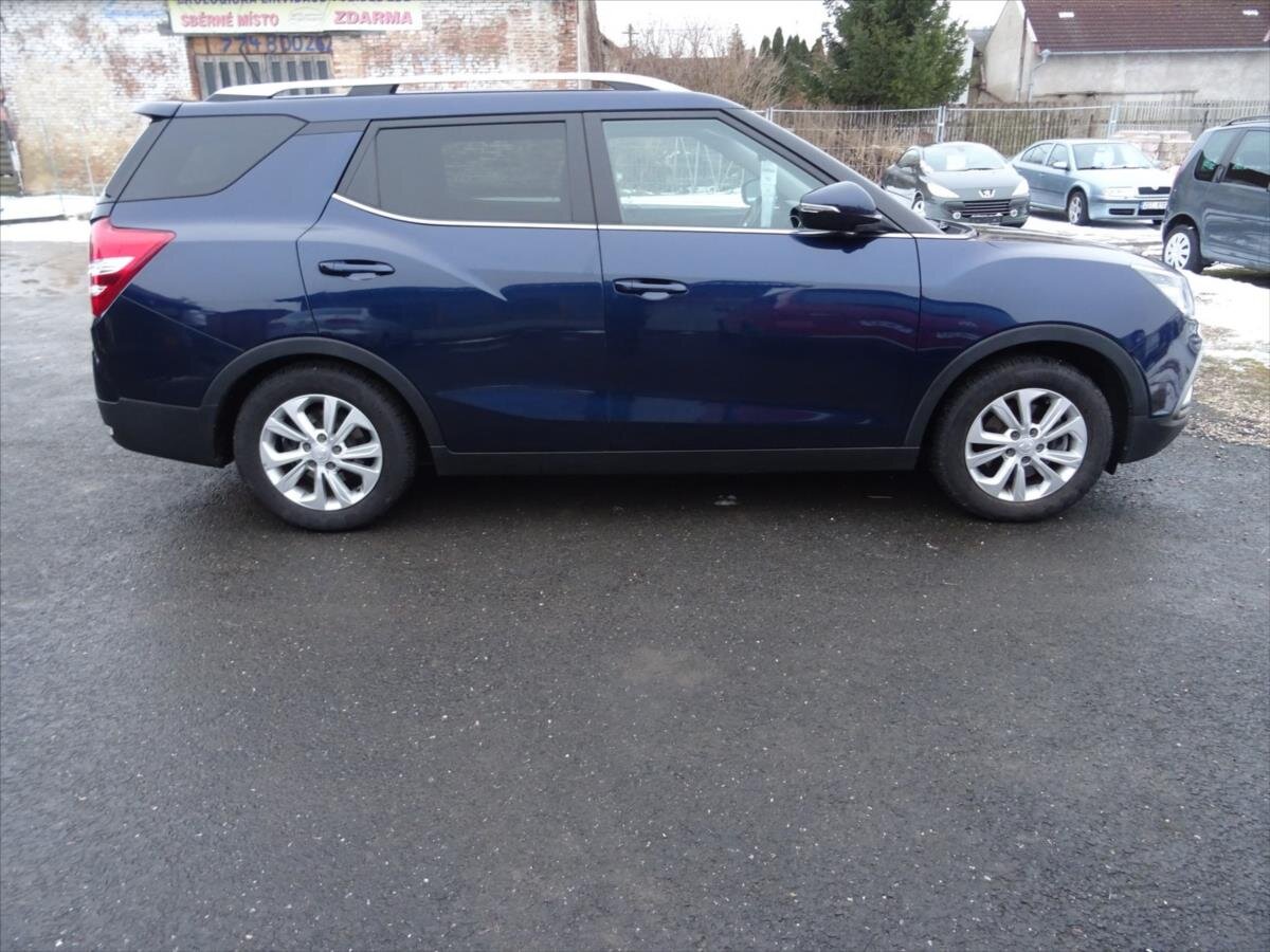 SsangYong XLV SUV 1,6 l 94 kw