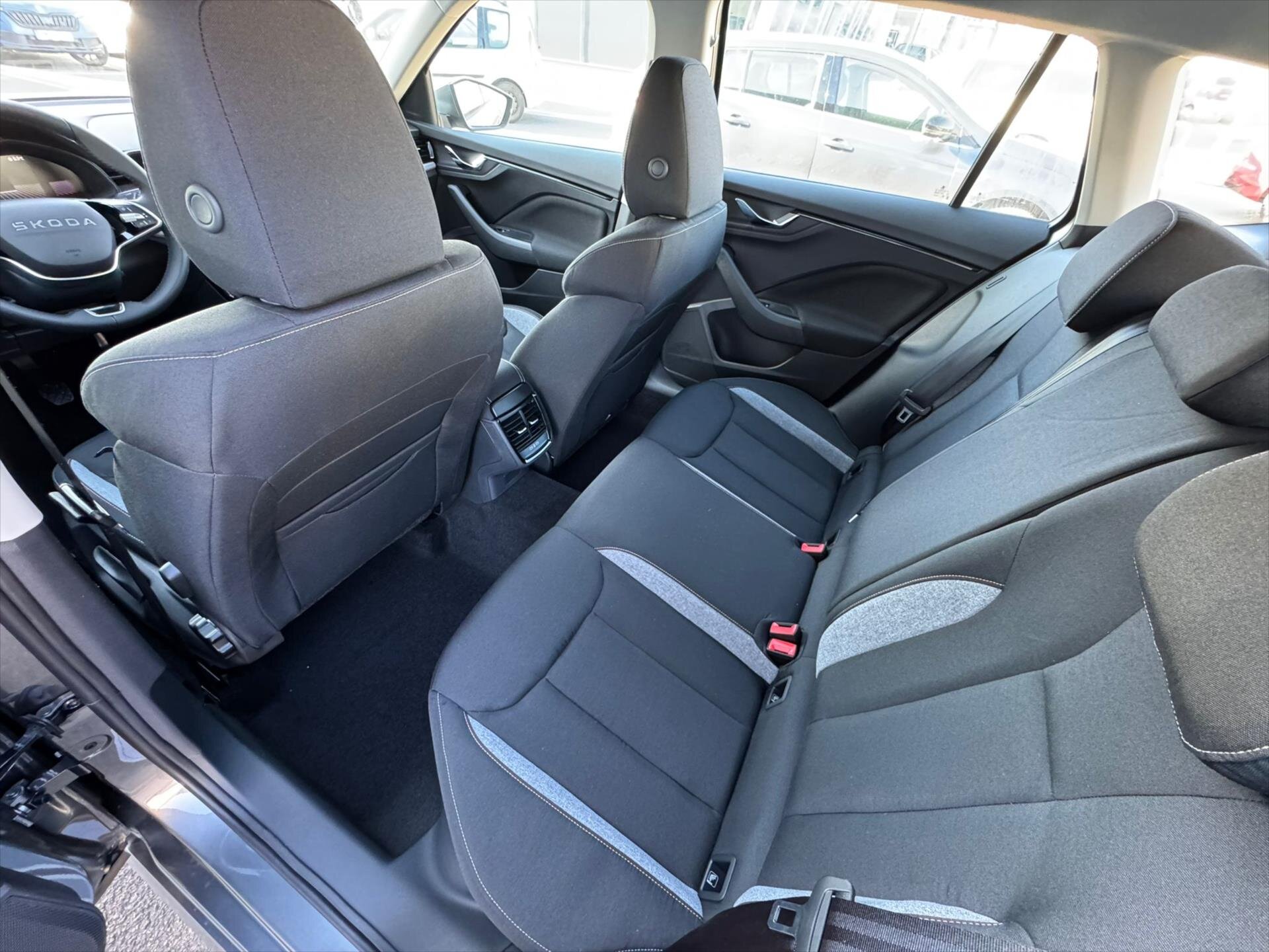 Škoda Kamiq SUV 999,0 85 kw