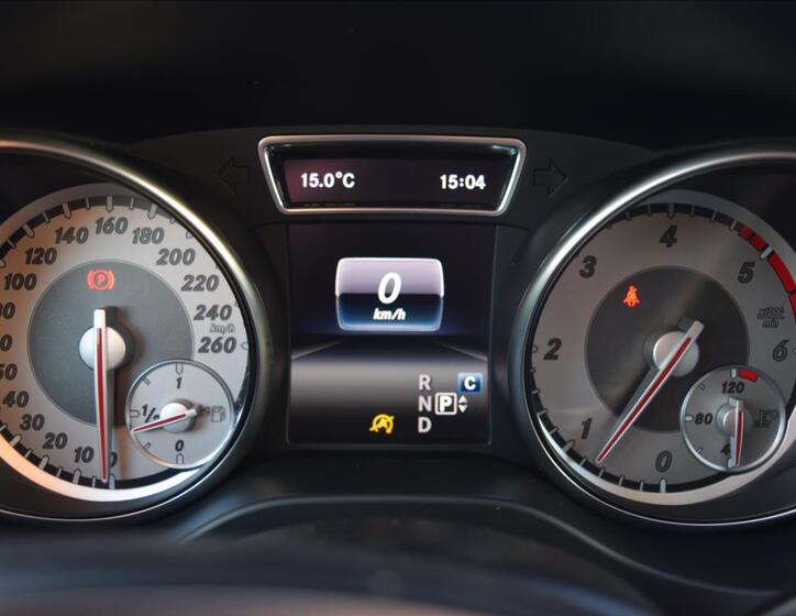 Mercedes-Benz GLA 42