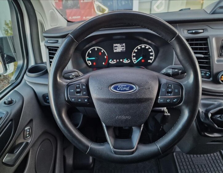 Ford Transit Custom Skříň 2,0 l 77 kw