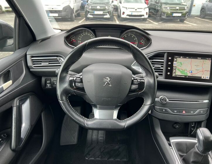 Peugeot 308 9