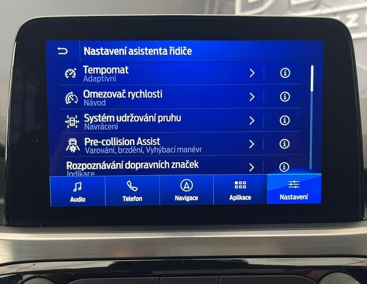 Ford Kuga SUV / Terénní 2,5 l 140 kw