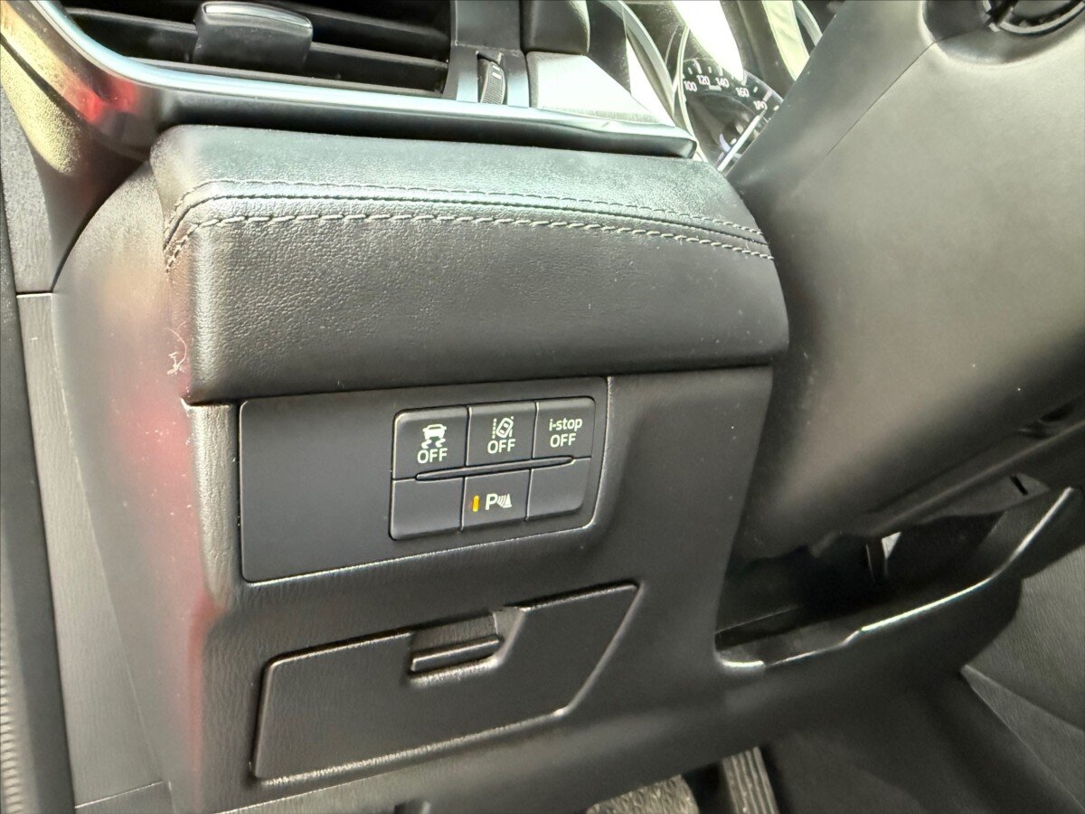 Mazda 6 Sedan 2,0 l 121 kw