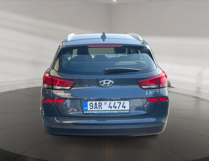 Hyundai i30 Kombi 998,0 88 kw