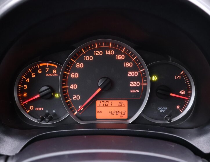 Toyota Yaris Hatchback 998,0 51 kw