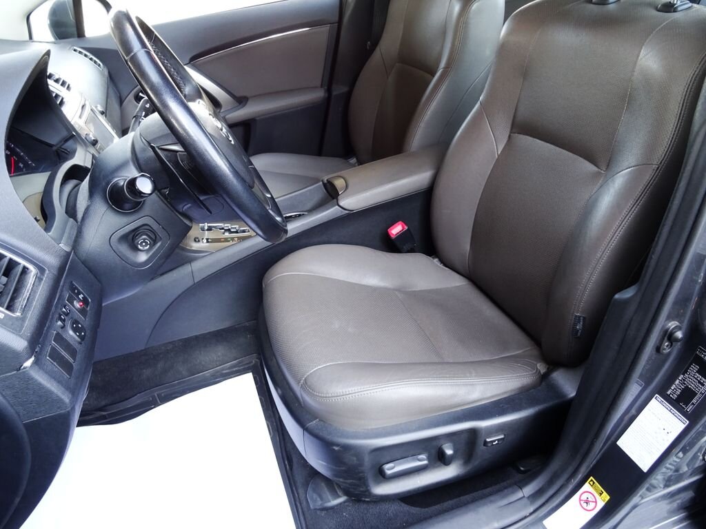 Toyota Avensis Sedan / Limuzína 2,0 l 112 kw