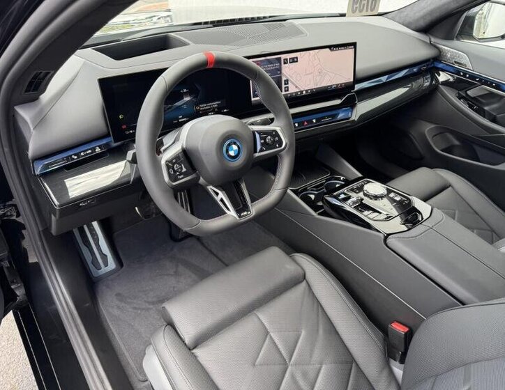 BMW i5 Ostatní 1,0 442 kw