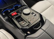 BMW M5 Sedan / Limuzína 4,4 l 430 kw