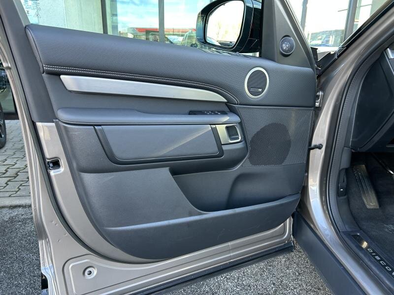 Land Rover Discovery SUV 3,0 l 221 kw