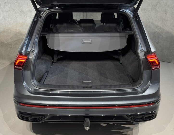 Volkswagen Tiguan Allspace SUV / Terénní 2,0 l 140 kw