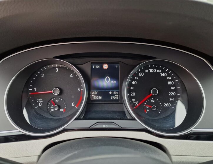 Volkswagen Passat Kombi 2,0 l 110 kw