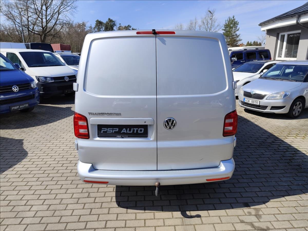 Volkswagen Transporter Kombi 2,0 l 110 kw