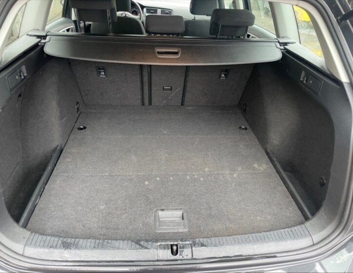 Volkswagen Golf Kombi 1,6 l 85 kw