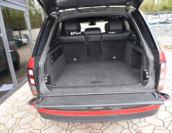 Land Rover Range Rover SUV / Terénní 4,4 l 250 kw
