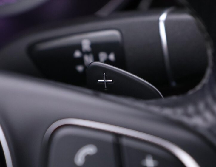 Mercedes-Benz Třídy V Kombi 2,0 l 174 kw