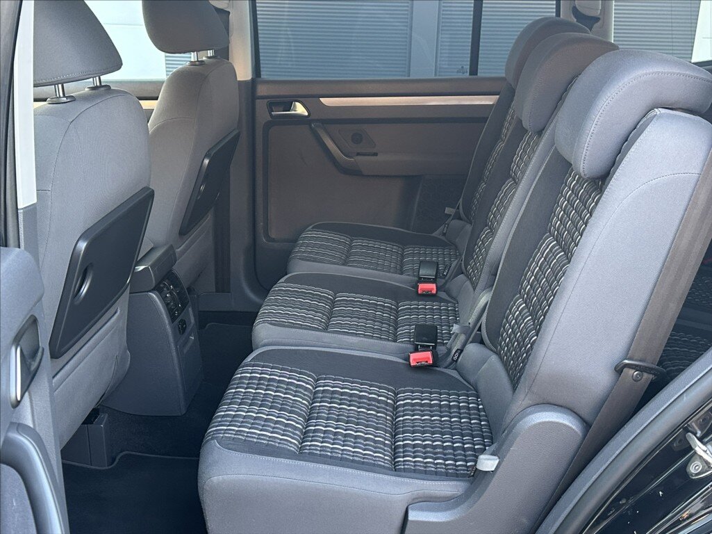 Volkswagen Touran MPV 1,4 l 103 kw