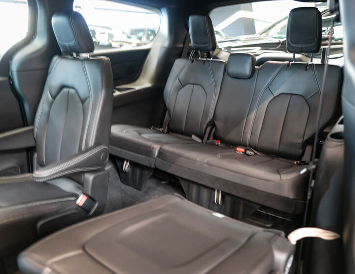 Chrysler Pacifica MPV 3,6 l 221 kw