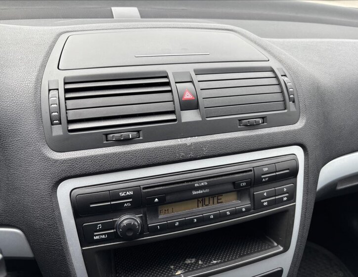 Škoda Octavia Sedan / Limuzína 1,9 l 77 kw