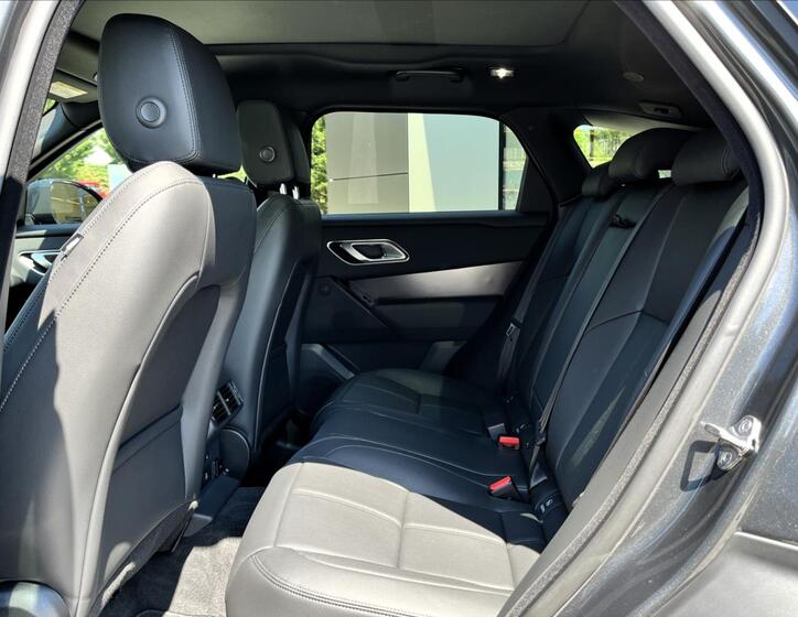 Land Rover Range Rover Velar 32