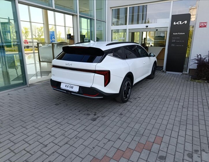 KIA Ostatní Kombi 0,0 132 kw
