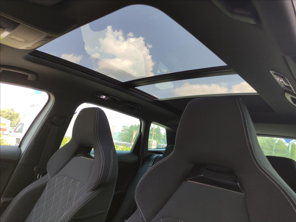 Škoda Karoq SUV 2,0 l 110 kw