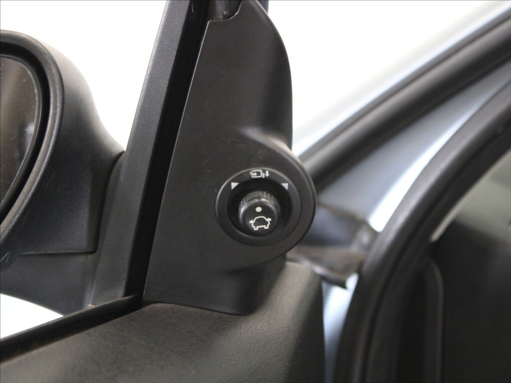 Ford Mondeo Liftback 2,0 l 107 kw