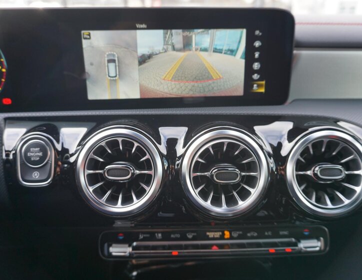 Mercedes-Benz CLA Kombi 2,0 l 225 kw