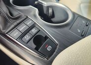 Toyota Camry Sedan / Limuzína 2,5 l 160 kw