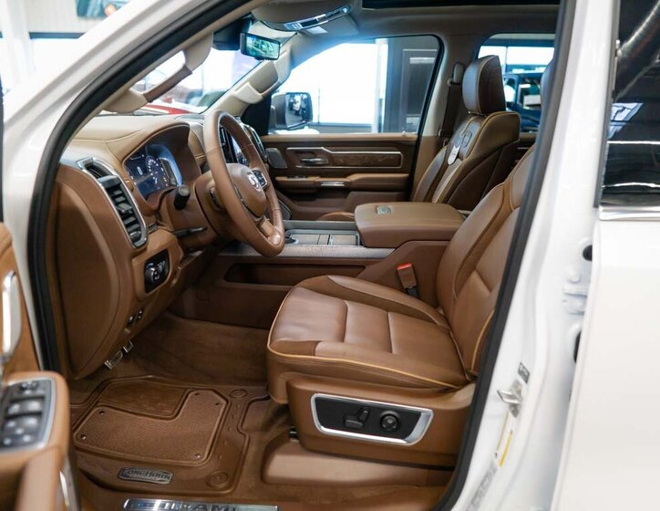 Dodge RAM Pick-up 5,7 l 291 kw
