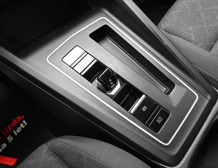 Volkswagen Golf Kombi 2,0 l 110 kw