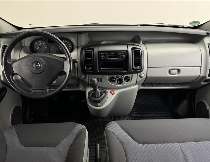 Opel Vivaro 7