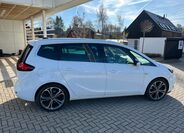 Opel Zafira 7