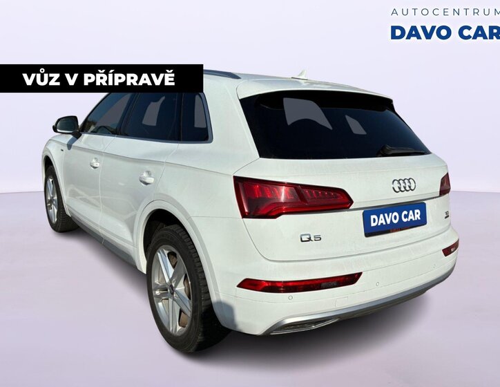 Audi Q5 SUV / Terénní 2,0 l 140 kw