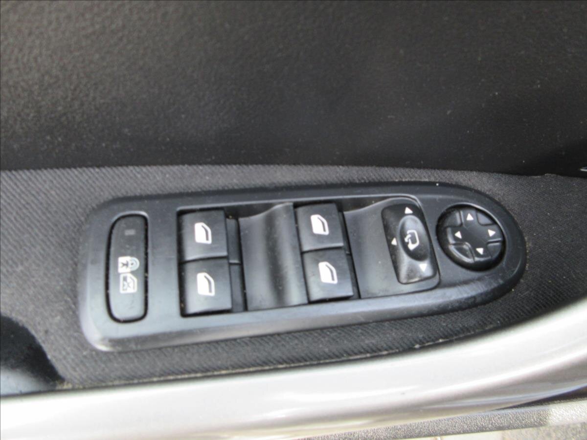 Peugeot 308 Kombi 1,6 l 68 kw