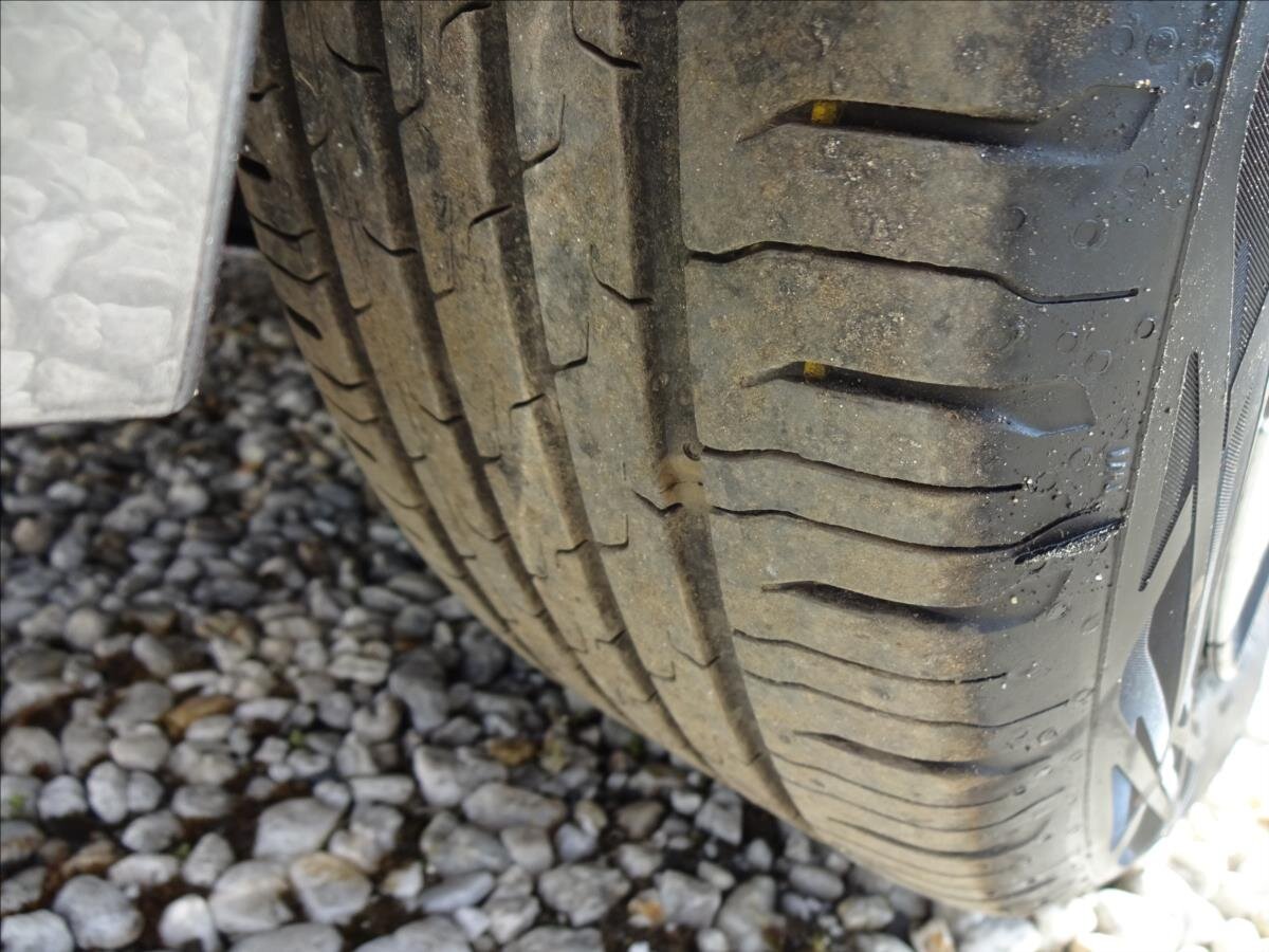 Dacia Sandero Hatchback 999,0 67 kw