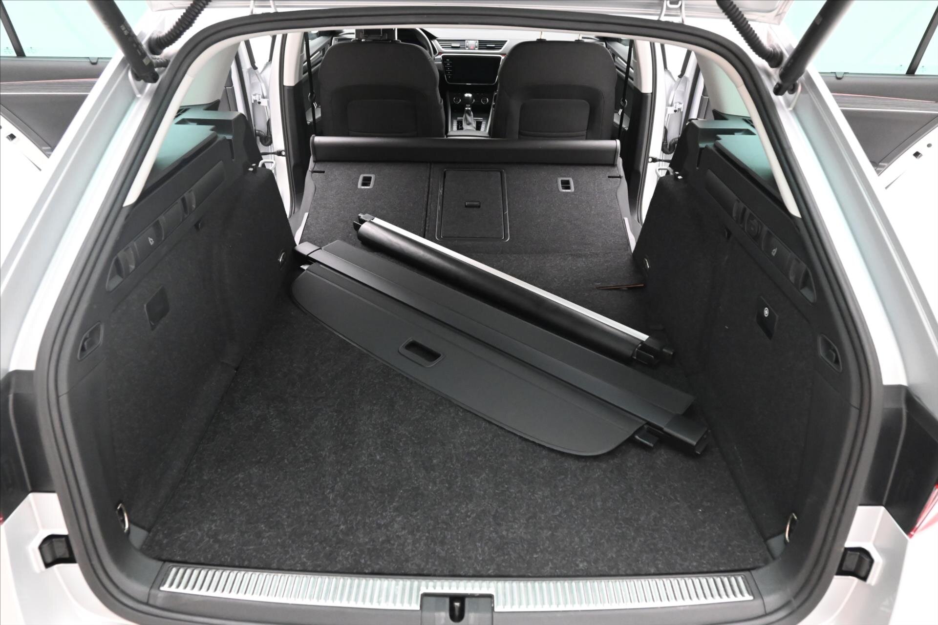 Škoda Superb Kombi 1,4 l 115 kw