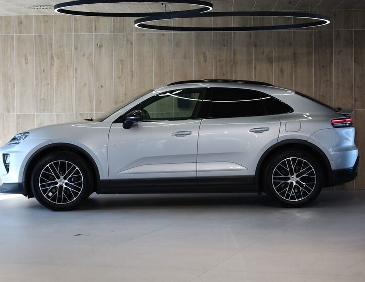 Porsche Macan SUV / Terénní 0,0 300 kw